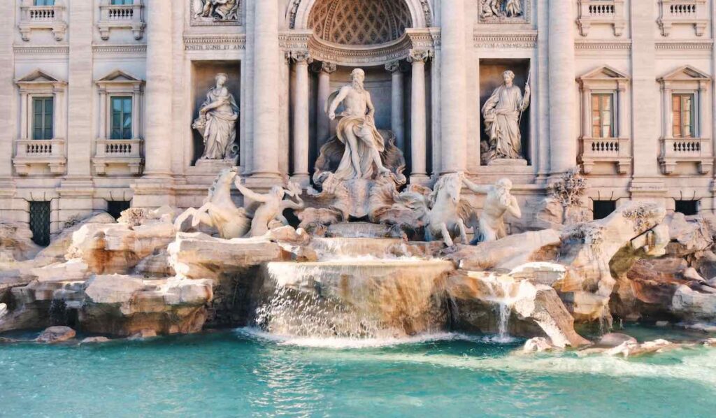 Moedas da Fontana di Trevi são doadas a Instituição de caridade em Roma